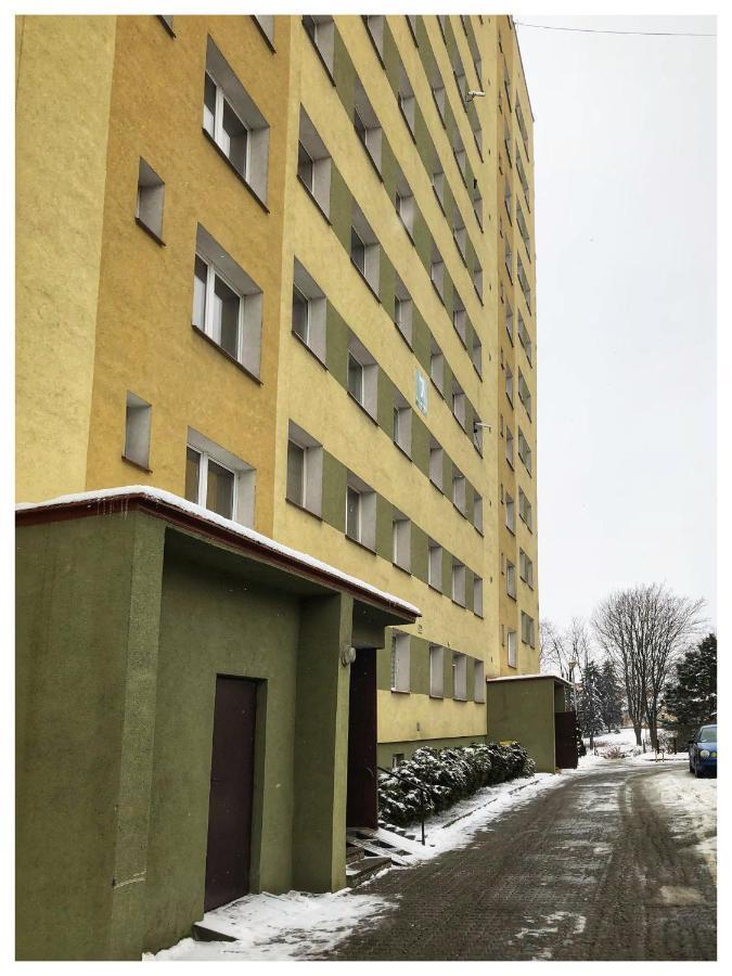 Kwadrat B&B Jalowego ジェシュフ エクステリア 写真