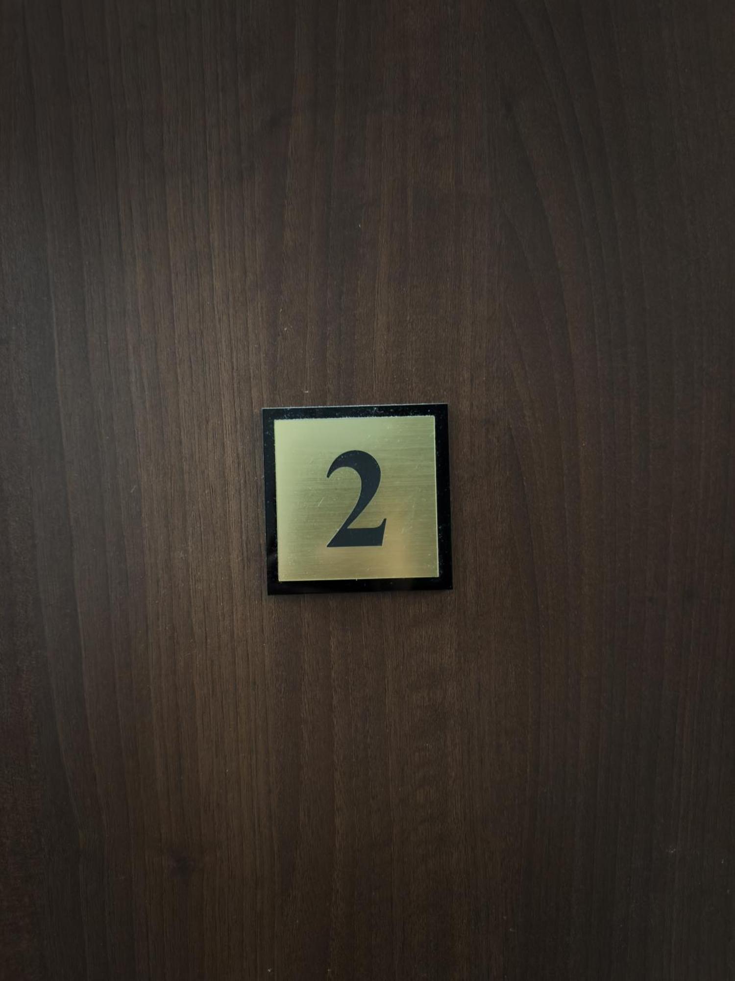 Kwadrat B&B Jalowego ジェシュフ エクステリア 写真