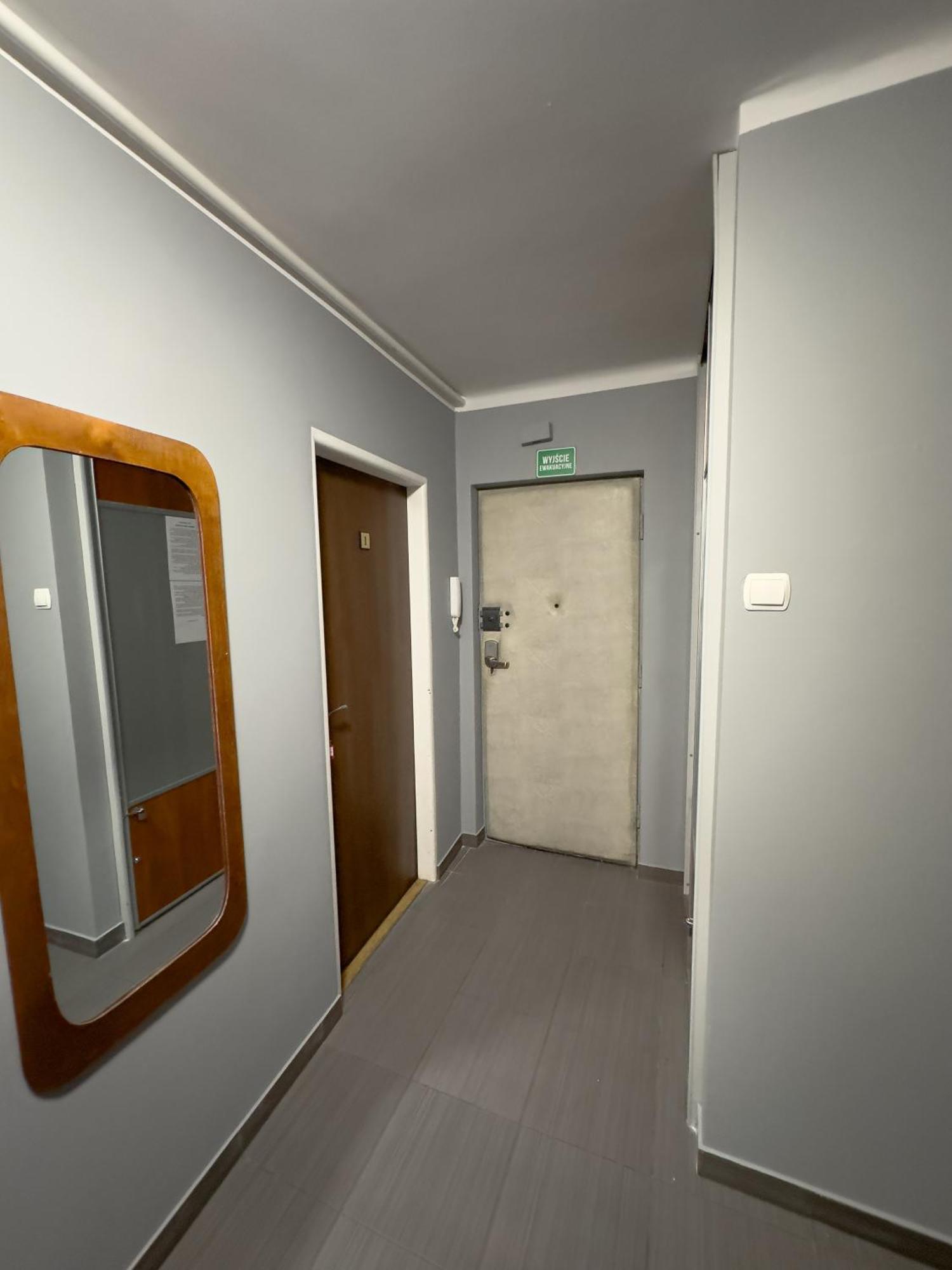 Kwadrat B&B Jalowego ジェシュフ エクステリア 写真