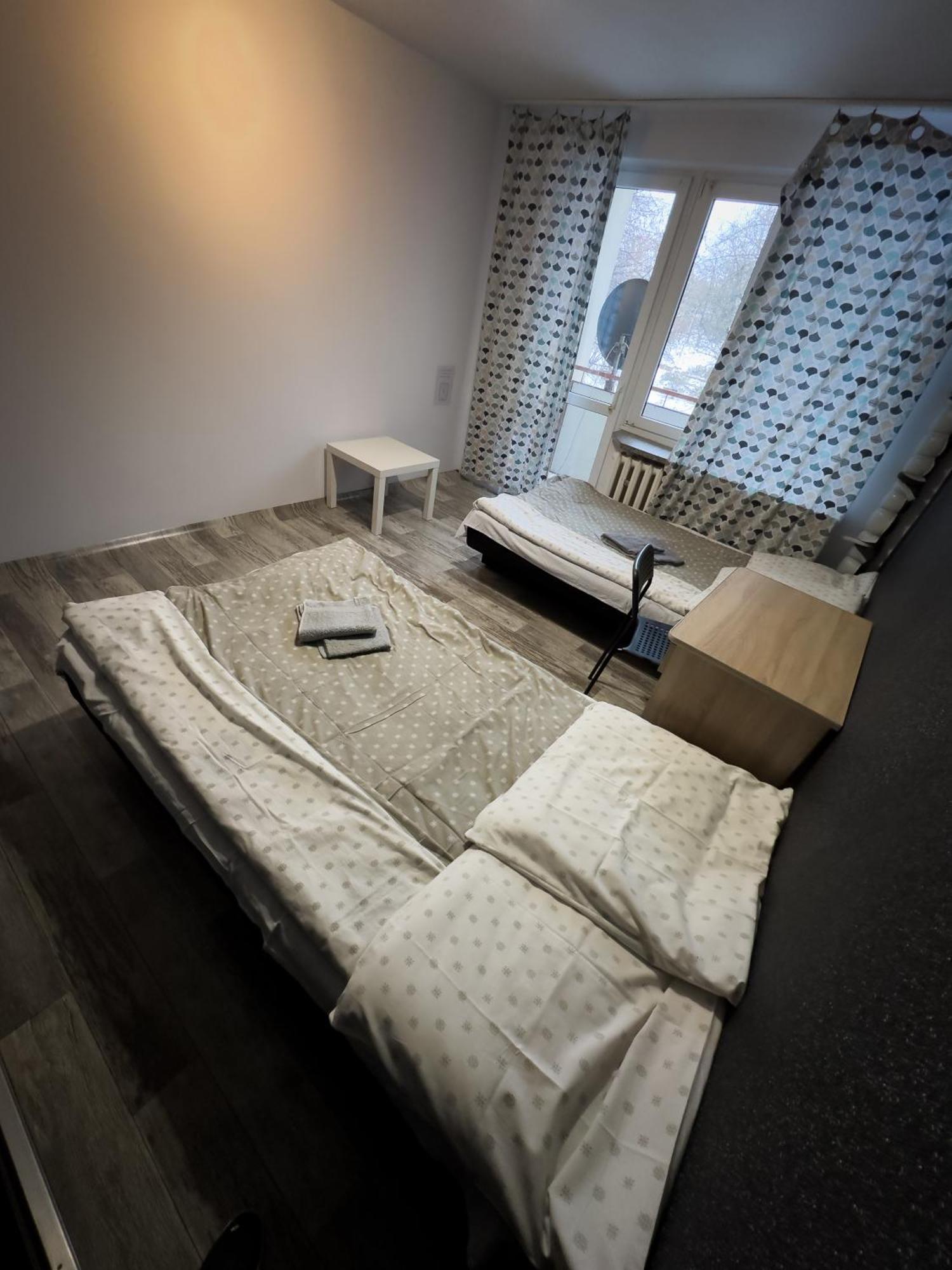Kwadrat B&B Jalowego ジェシュフ エクステリア 写真